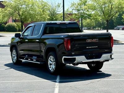 2021 GMC Sierra 1500 — detail view