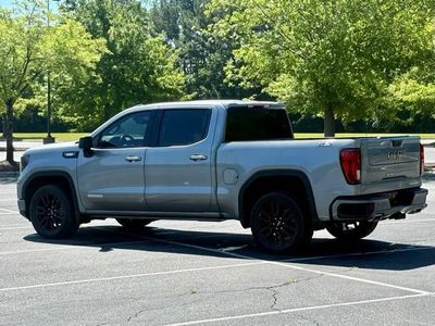 2023 GMC Sierra 1500 — interior view