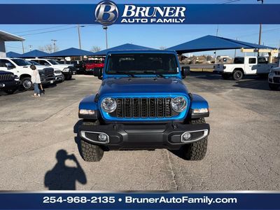 2026 Jeep Gladiator — side profile view