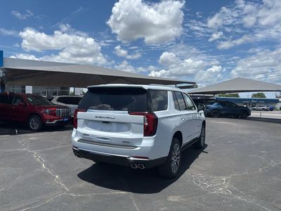 2026 GMC Yukon — detail view
