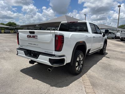 2024 GMC Sierra 2500 HD — detail view