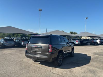 2019 GMC Yukon — detail view