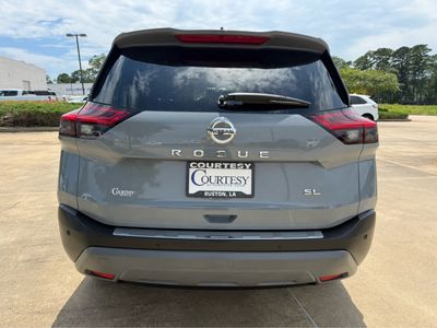 2021 Nissan Rogue — detail view