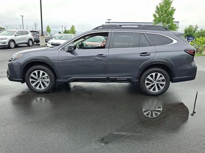 2025 Subaru Outback — detail view