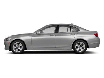 2012 BMW 528i xDrive — detail view