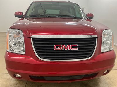 2013 GMC Yukon — side profile view