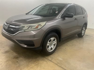 2015 Honda CR-V — rear three-quarter view