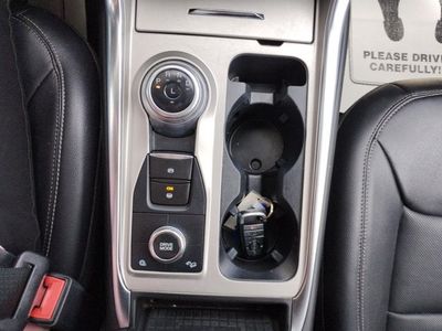 2022 Ford Explorer — interior view