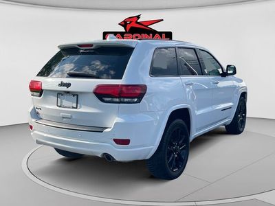 2020 Jeep Grand Cherokee — rear three-quarter view
