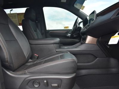 2021 Chevrolet Suburban — detail view