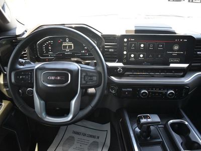 2022 GMC Sierra 1500 — rear three-quarter view