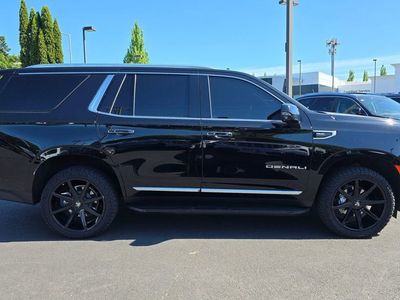 2024 GMC Yukon — side profile view