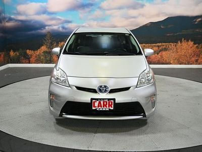 2015 Toyota Prius — side profile view