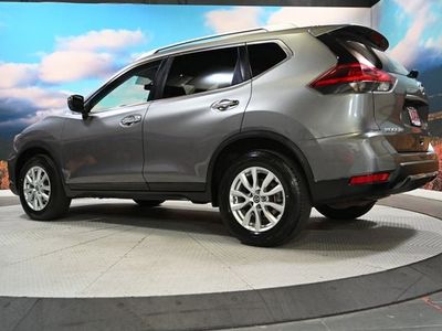 2018 Nissan Rogue — detail view
