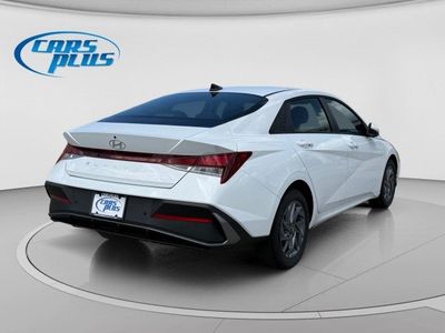 2026 Hyundai Elantra — detail view