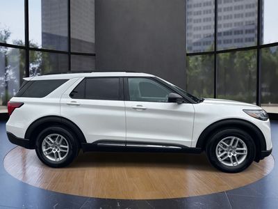 2025 Ford Explorer — side profile view