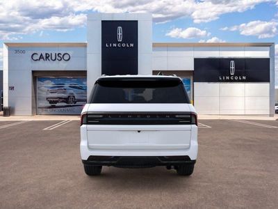 2026 Lincoln Navigator — detail view