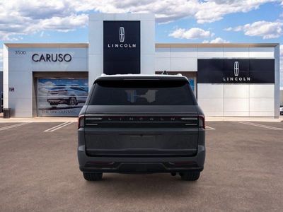 2026 Lincoln Navigator L — detail view