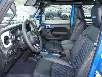 2025 Jeep Wrangler — side profile view