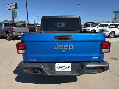 2021 Jeep Gladiator — interior view