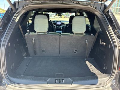2022 Ford Explorer — detail view