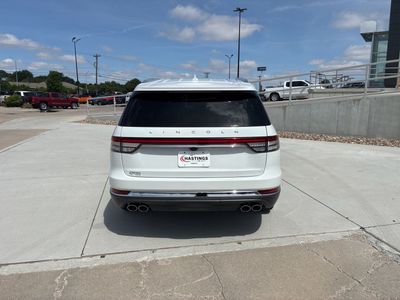 2020 Lincoln Aviator — interior view