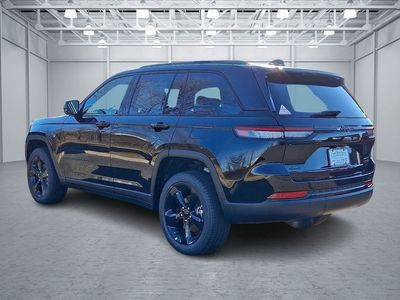 2025 Jeep Grand Cherokee — rear three-quarter view