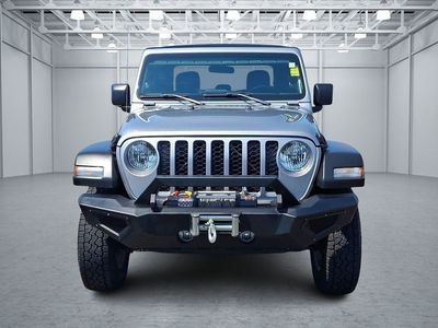 2020 Jeep Gladiator — side profile view