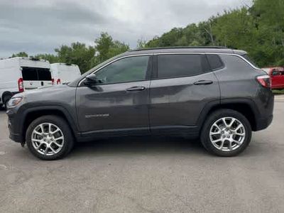 2023 Jeep Compass — detail view
