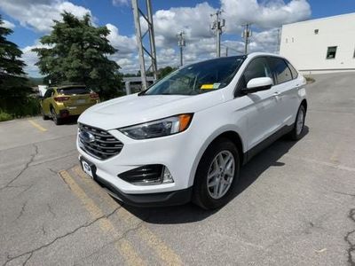 2022 Ford Edge — detail view
