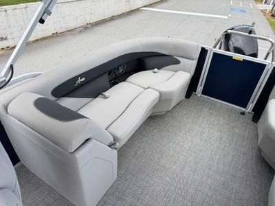 2025 Barletta Aria A22QC - Photo 8