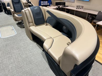 2026 Barletta Cabrio C22QC — photo 11 view