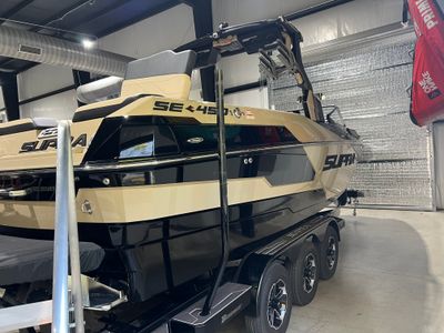 2024 Supra SE 450 - Photo 2