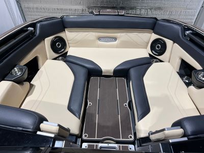 2024 Supra SE 450 - Photo 8
