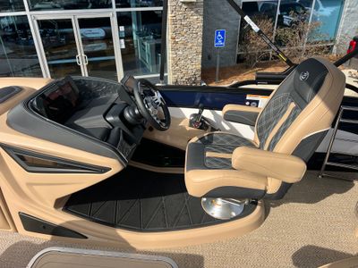 2026 Barletta Lusso L25UC - Photo 17