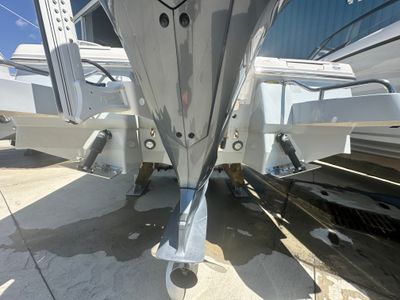 2022 Robalo 246 Cayman SD - Photo 12