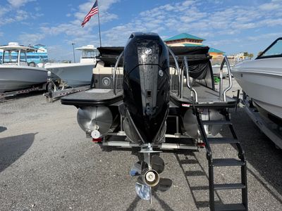 2026 Barletta Lusso L25UC — photo 11 view