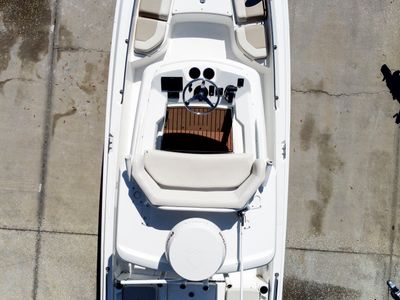 2018 Boston Whaler 240 Dauntless Pro - Photo 36