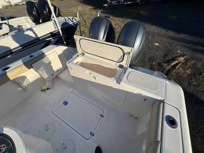 2018 Pursuit S 260 - Photo 12