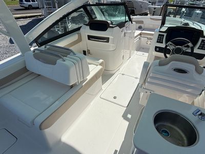 2025 Robalo 257 DC - Photo 30