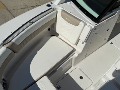 2025 Robalo 257 DC - Photo 43