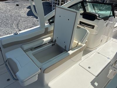 2025 Robalo 257 DC - Photo 12