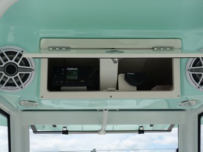2025 Robalo 250 CC - Photo 16