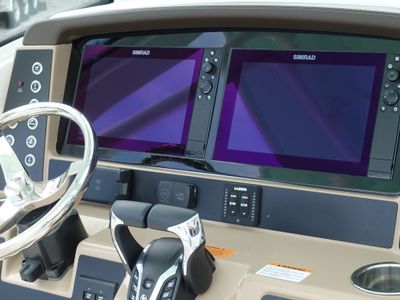 2025 Robalo 250 CC - Photo 8