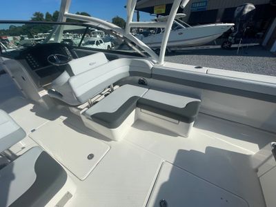 2025 Robalo 317 DC - Photo 26