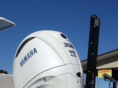 2026 Robalo 246 Cayman - Photo 16