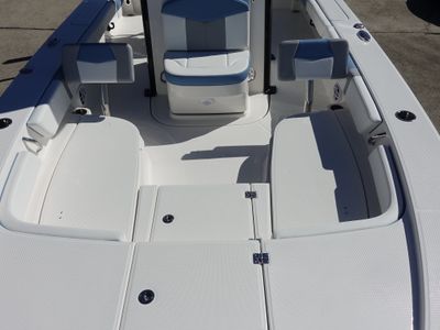 2026 Robalo 246 Cayman - Photo 35