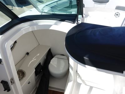2026 Robalo 257 DC - Photo 10