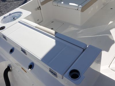 2026 Robalo 257 DC - Photo 16