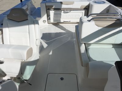 2026 Robalo 257 DC - Photo 28
